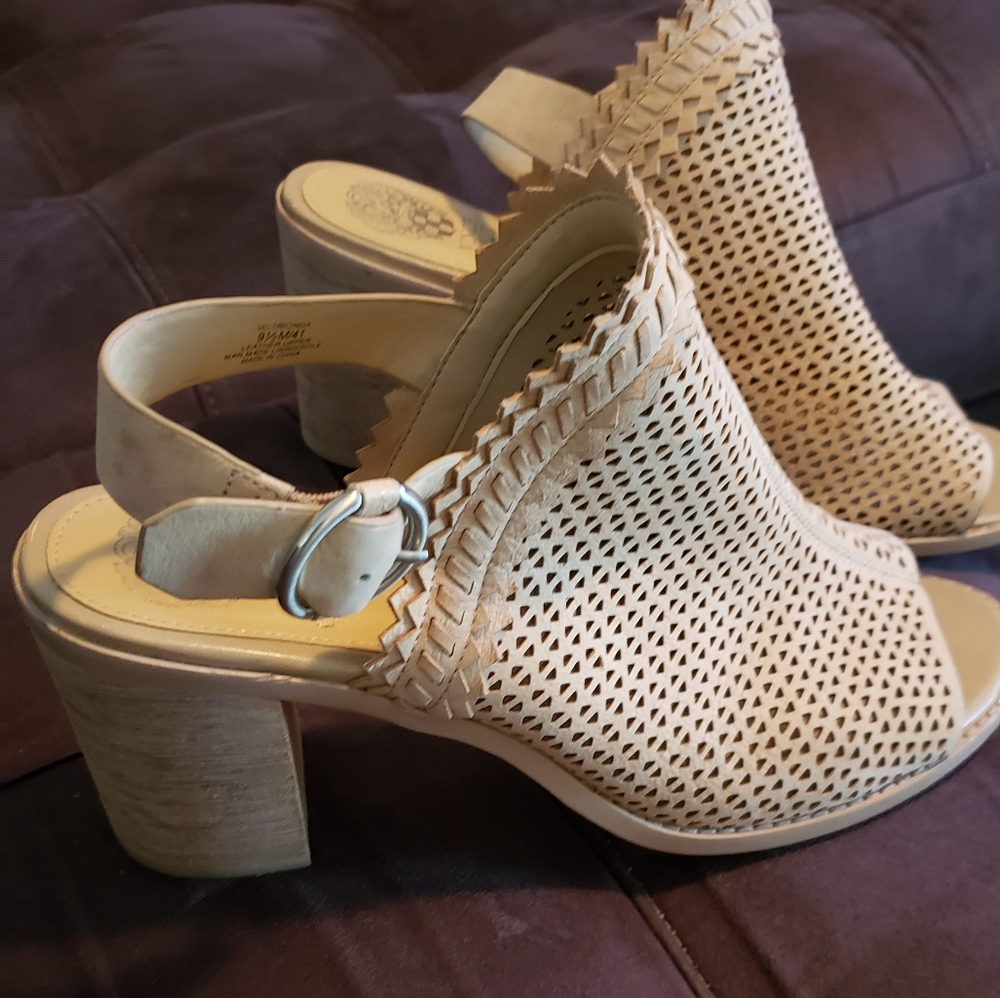Women's shoes